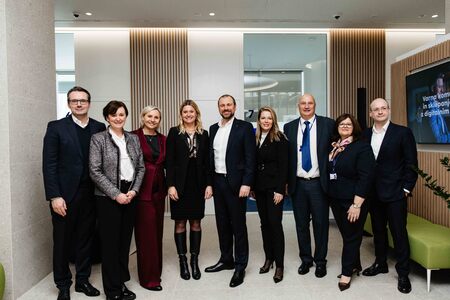 Otvoritev nove NLB poslovalnice; foto: Iztok Lazar 