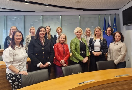 Redno letno srečanje z ravnateljicami šol in vrtcev