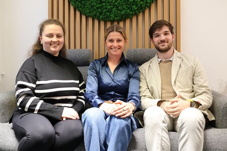 Mlada županja Jerca Letnar, županja mag. Renata Kosec in mladi župan Aljaž Praznik; foto Karin Božič Zupančič