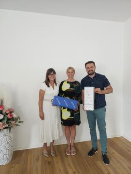 Županja mag. Renata Kosec je prejela donacijo podjetja Tosama - podajalnik ZDRAVKO