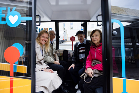 Prva uradna vožnja Domžalčka z županjo in častnimi občani; foto GubancFoto