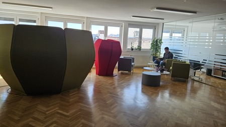 Obisk predstavnikov Občine Domžale v podjetniškem inkubatorju Kovačnica Kranj