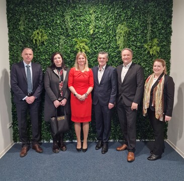 Skupno srečanje političnih strank z županjo mag. Renato Kosec