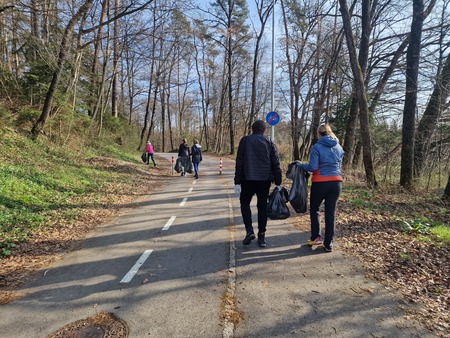 Poskrbimo, da naše okolje ostane čisto
