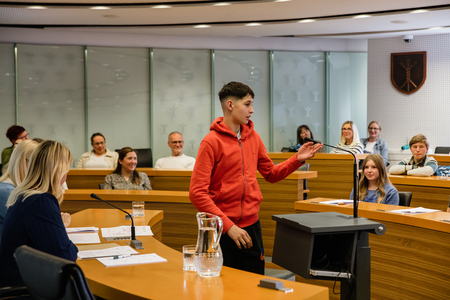 3. seja Otroškega občinskega sveta; foto Eva Žurbi