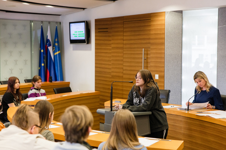 3. seja Otroškega občinskega sveta; foto Eva Žurbi