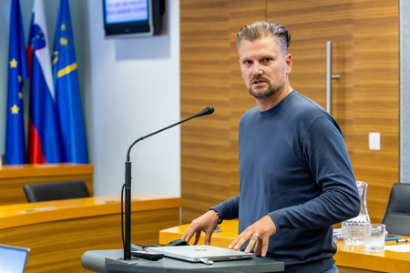 Nadaljevanje 28. seje OS